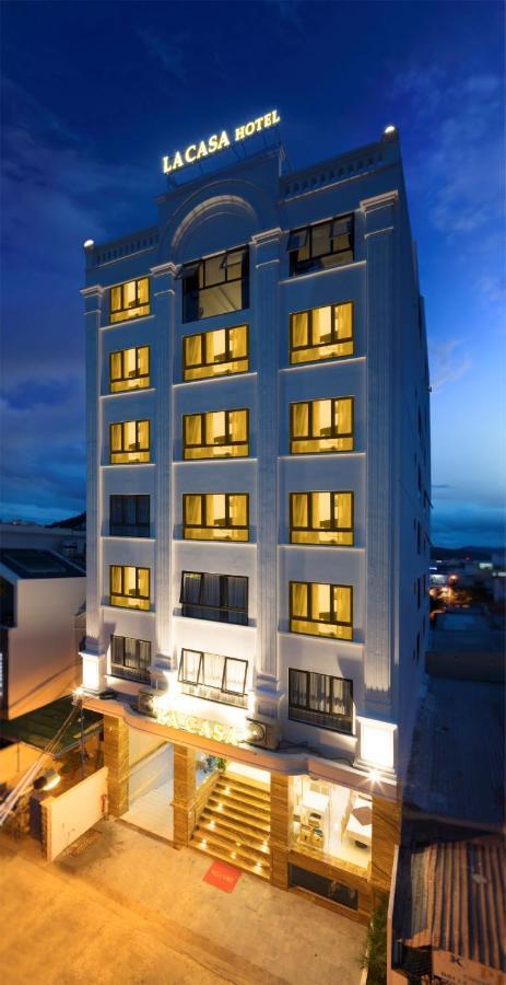 La Casa Hotel Nha Trang Exteriör bild